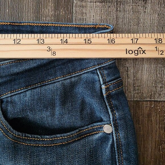 Judy Blue Straight Fit Mid Rise Woman's Blue Jeans Size 11/30 - Picture 5 of 8